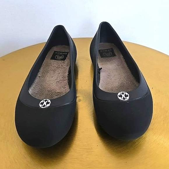 Crocs Mammoth Medallion Faux Fur Lined Ballet Flats Gray Women's Size 9🌴 - Picture 1 of 7